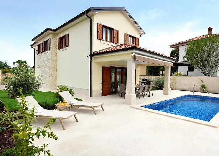Villa Julija Rasopasno