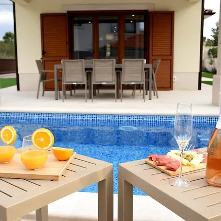 Villa Julija